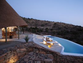 Thatched lodge - eastern cape thatching contractor